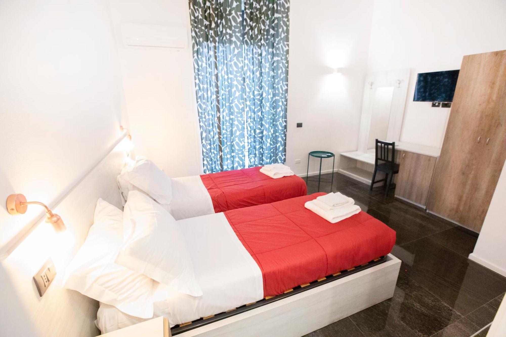 Hall Inn B&B In Chiostro Napoli Bagian luar foto